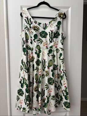 ModCloth White V-Neck Swing Dress with Green Cactus & Succulent Print size 1X